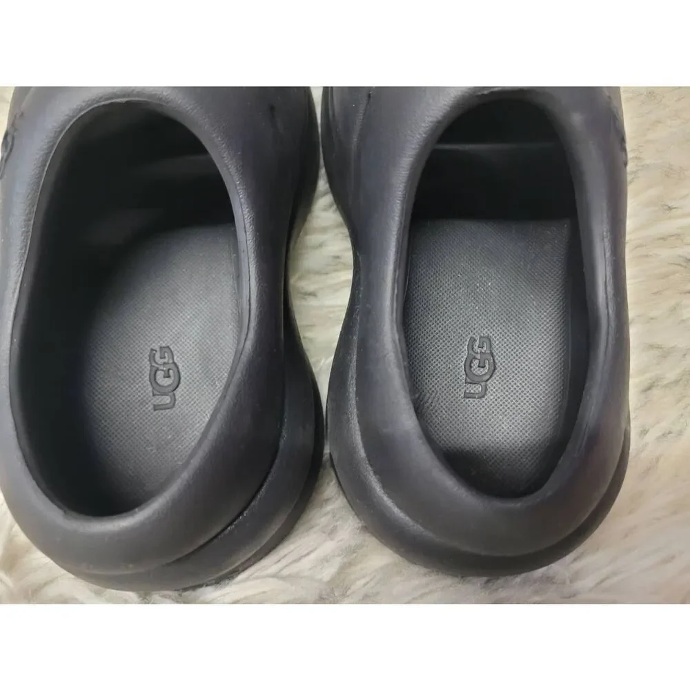 UGG Sport Yeah Clogs, Unisex Youth Size 13
